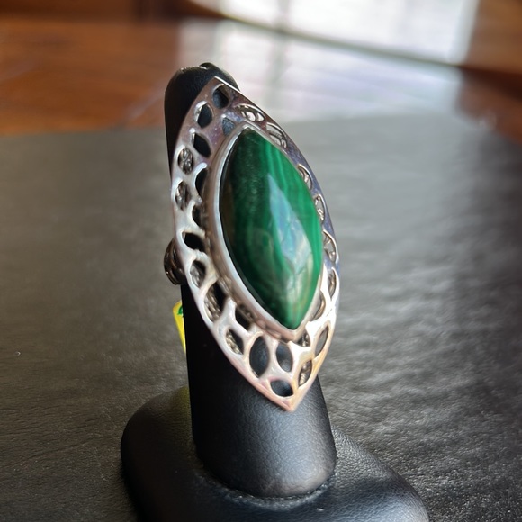 Sterling Silver Malachite Ring - Picture 3 of 11